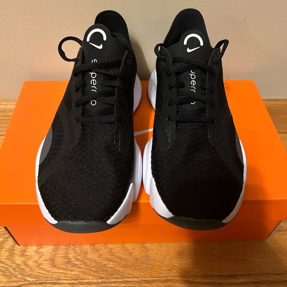 Nike Women’s Superrep GO Training Sneakers Black/White $100 - Picture 2 of 5